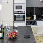 Ocean View Iri * أذيخي
